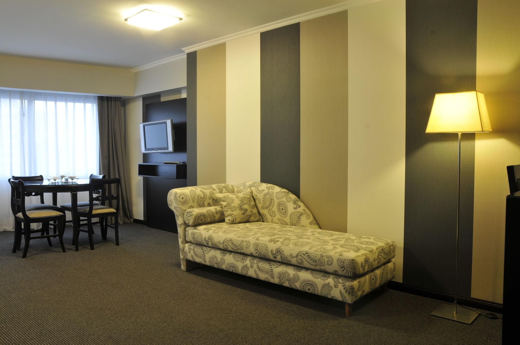 Plaza Real Suites Hotel Rosario Bagian luar foto