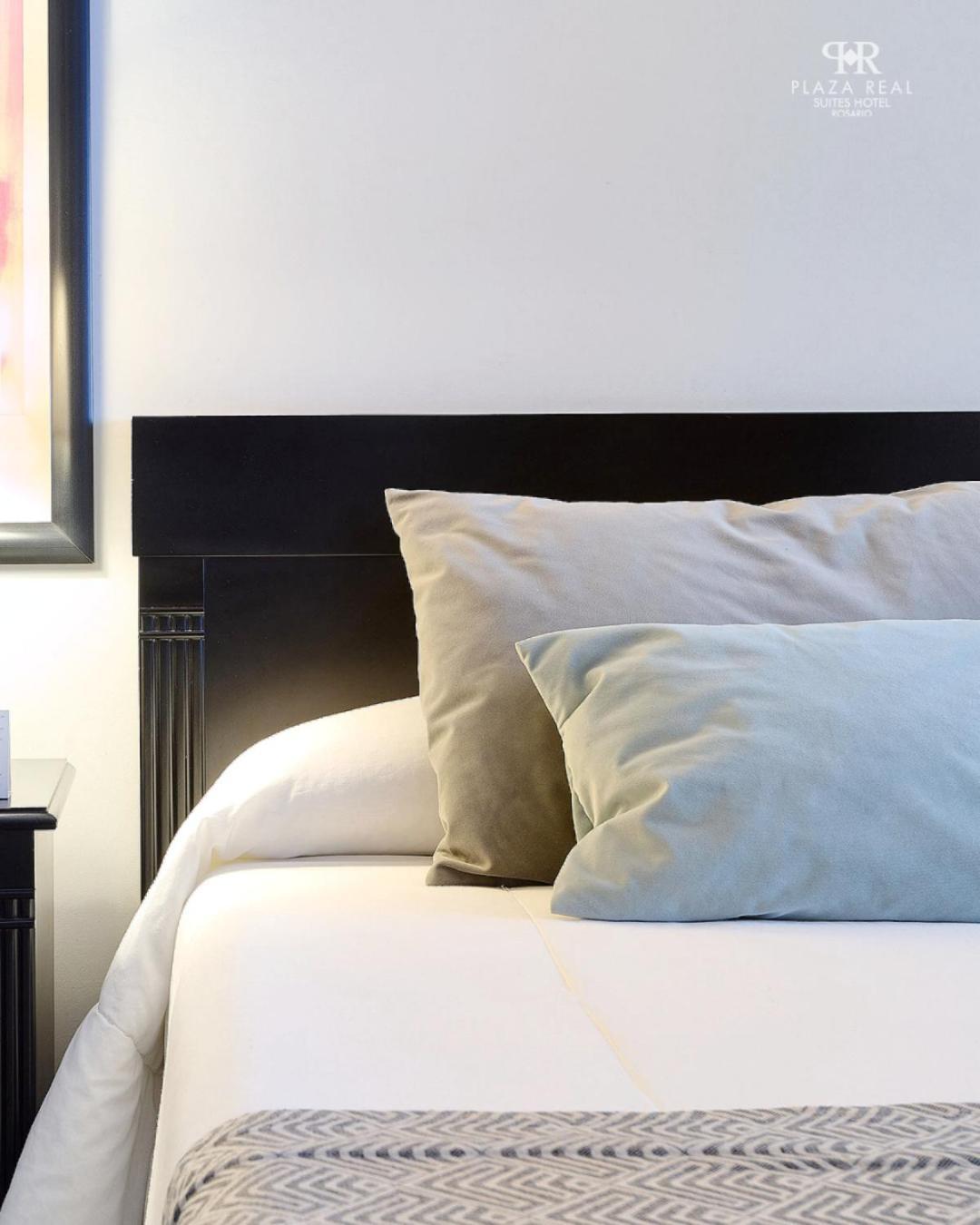 Plaza Real Suites Hotel Rosario Bagian luar foto